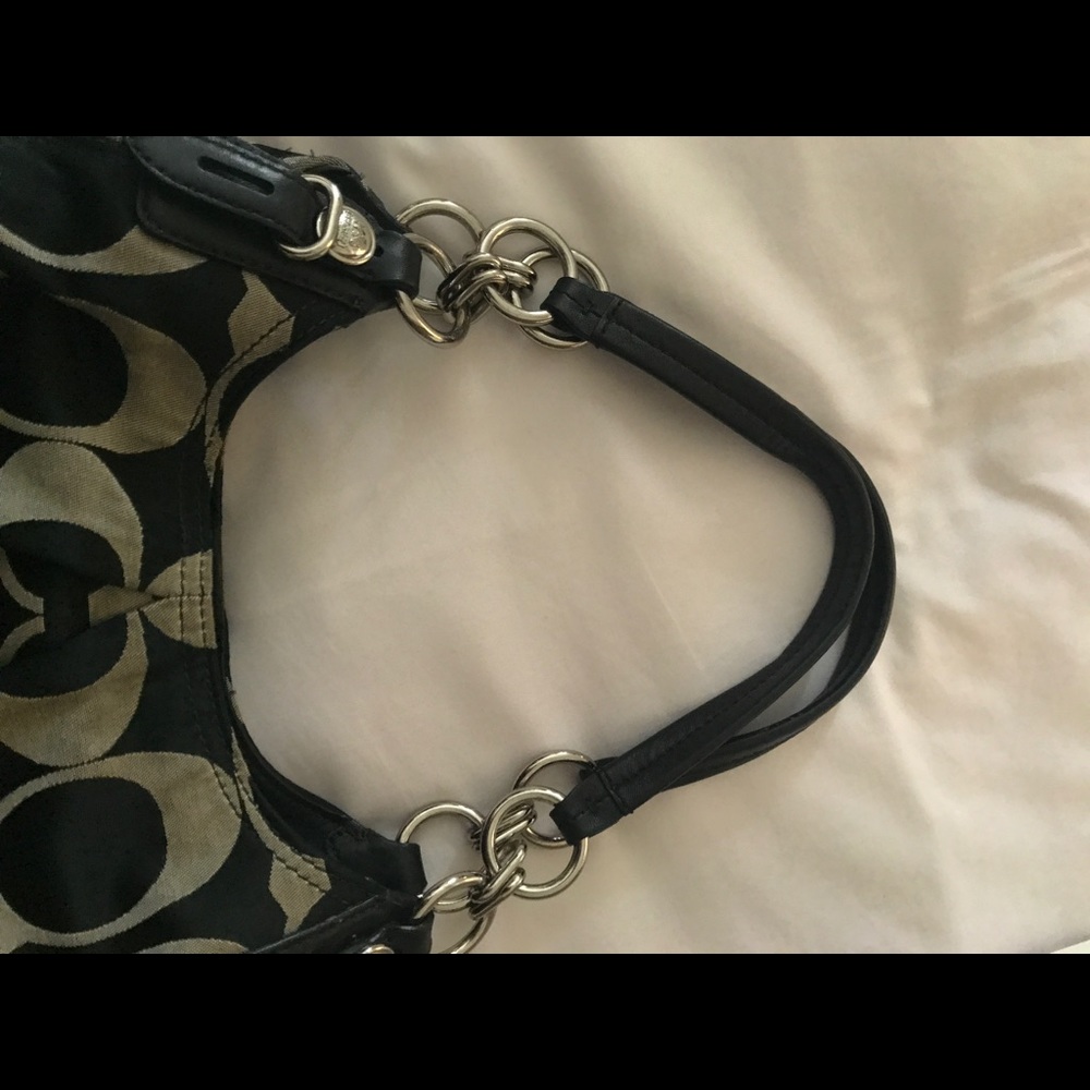 Coach purse - Picture 2 of 3